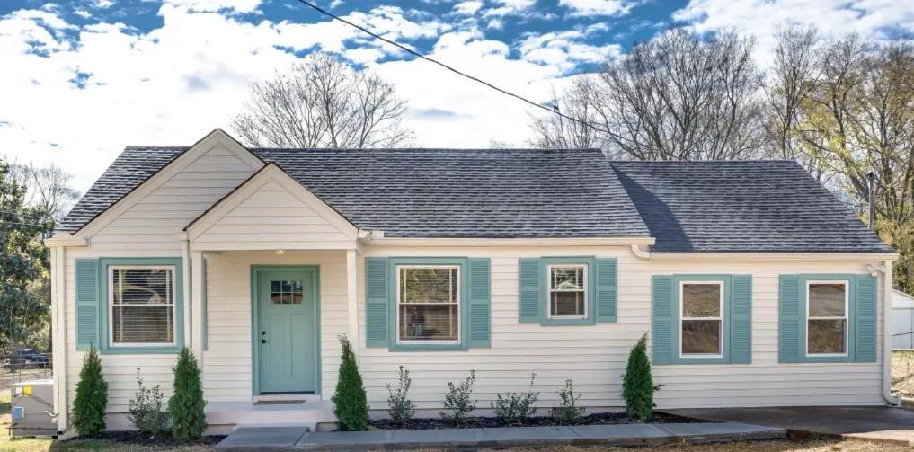 Taylor Swift Eras Inspired Home-10 Min To Broadway Holiday home Nashville